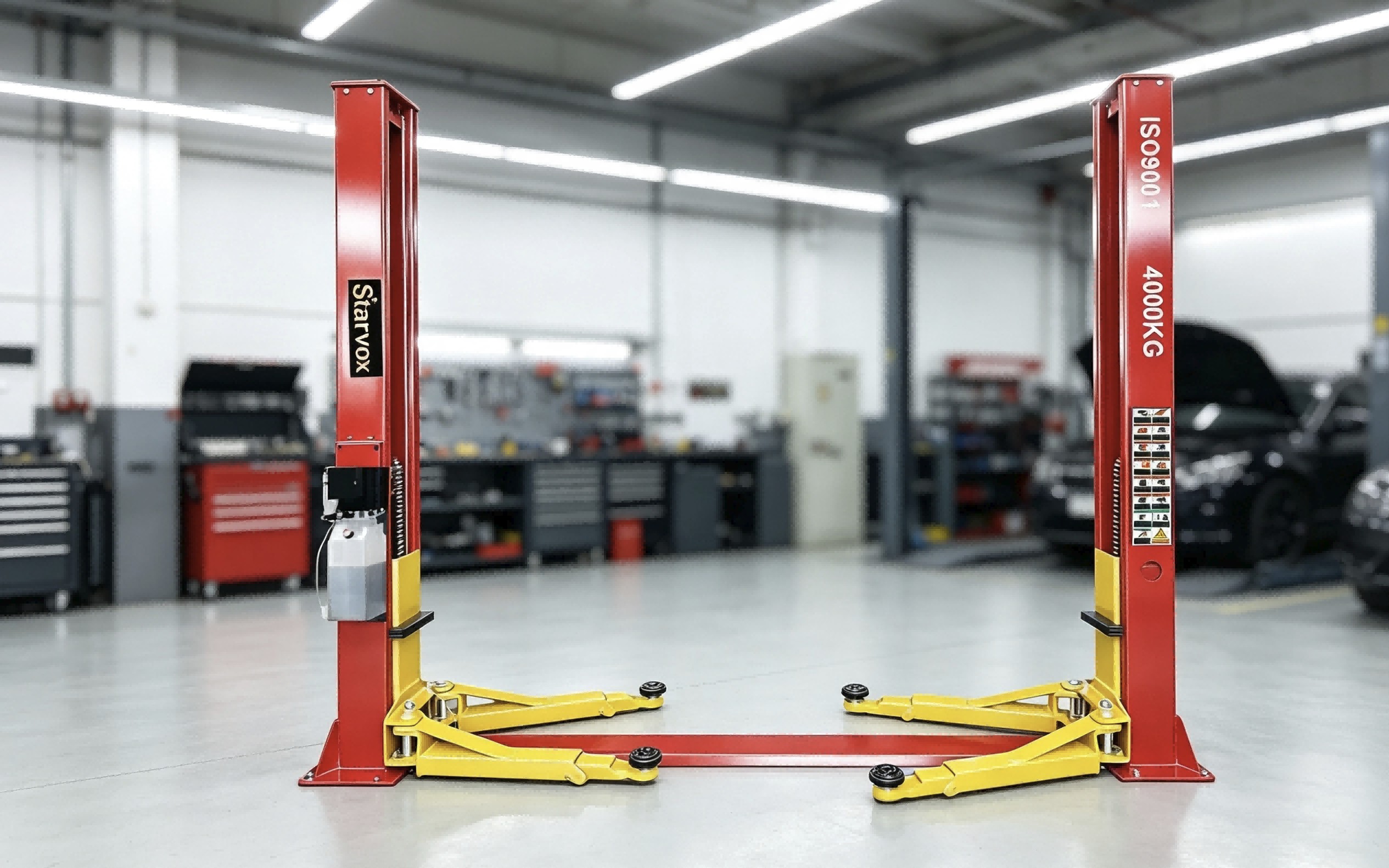 STARVOX LST-SZ4500 2 Post 9000 lb Vehicle Lift
